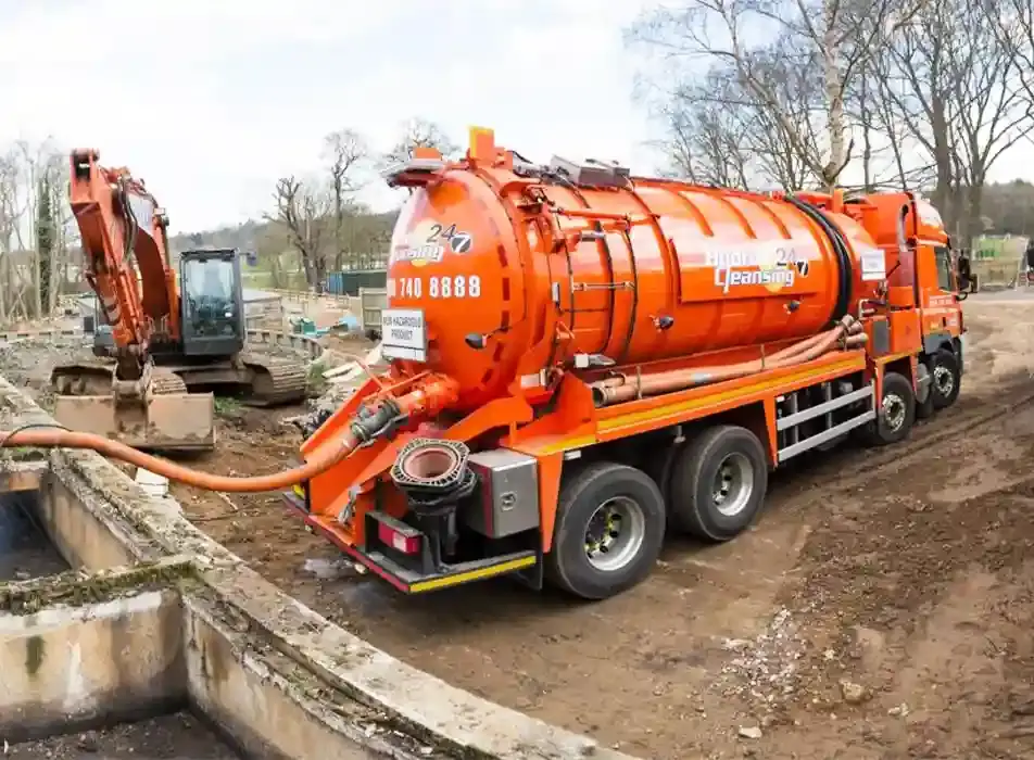 Waste Transport Tanker 4